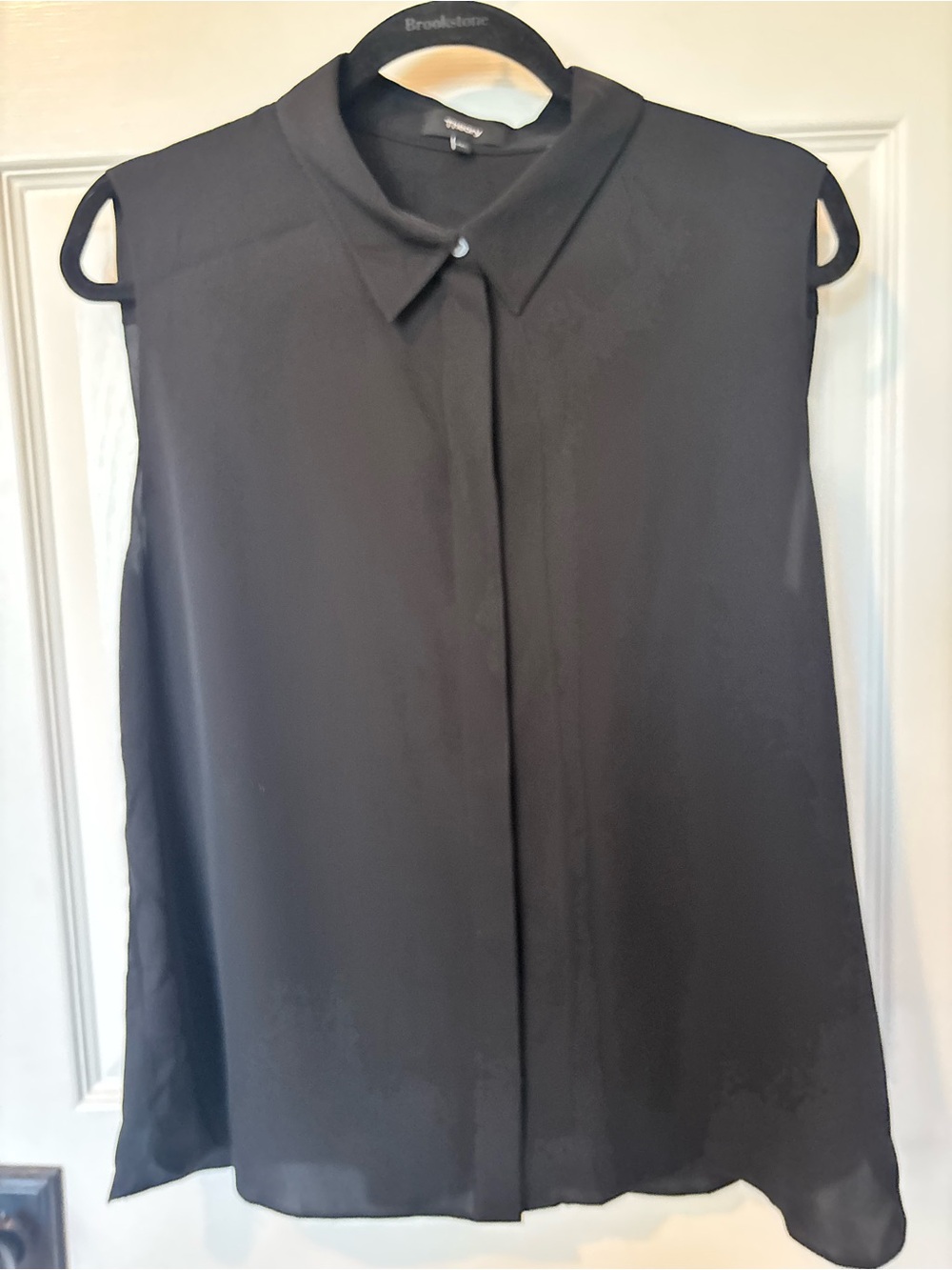 Theory Black Sleeveless Collared Button-Front Blouse